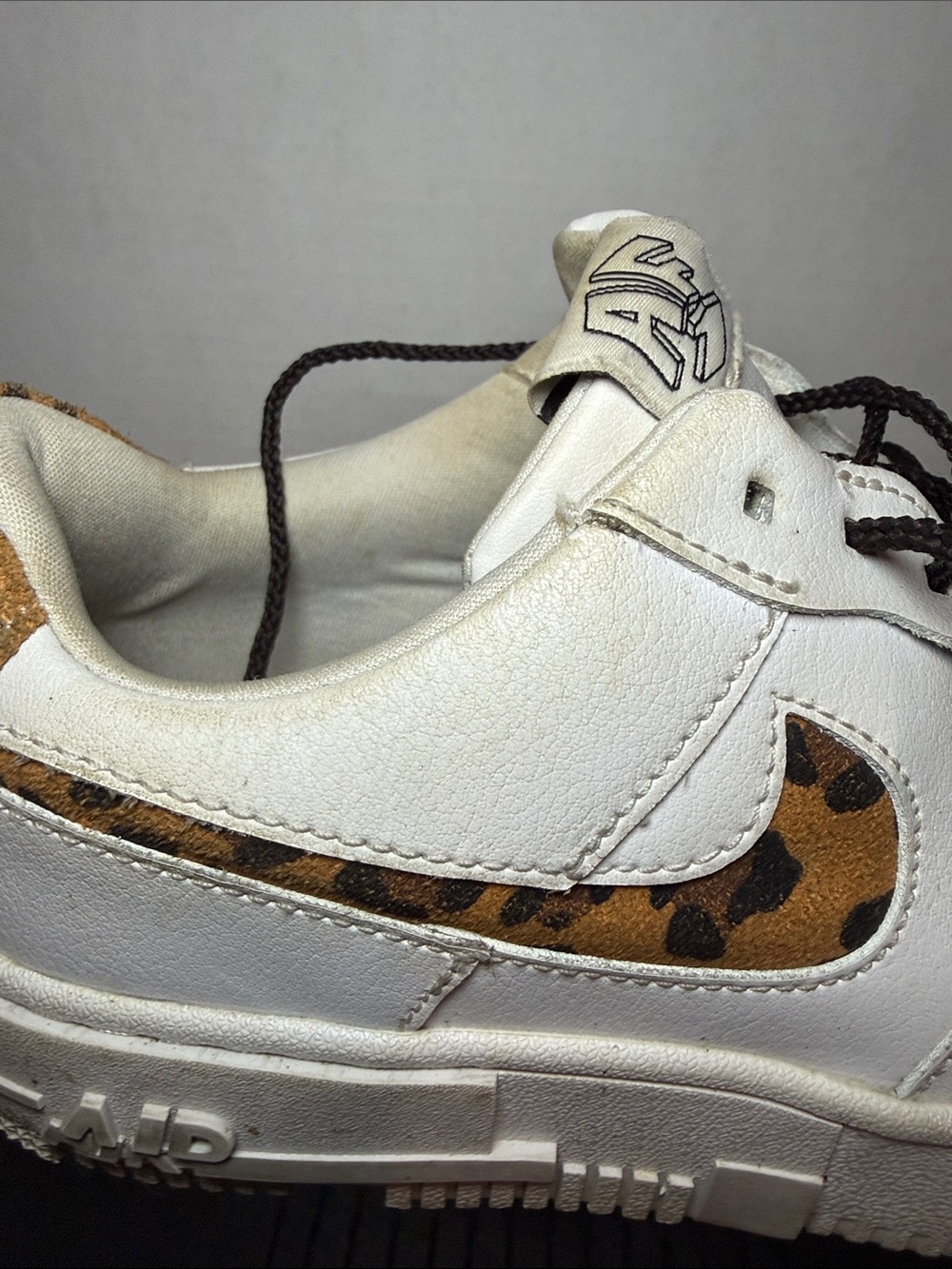 NIKE Air Force 1 Low Pixel SE White Leopard Women's Sneakers 7.5 - Picture 16 of 16